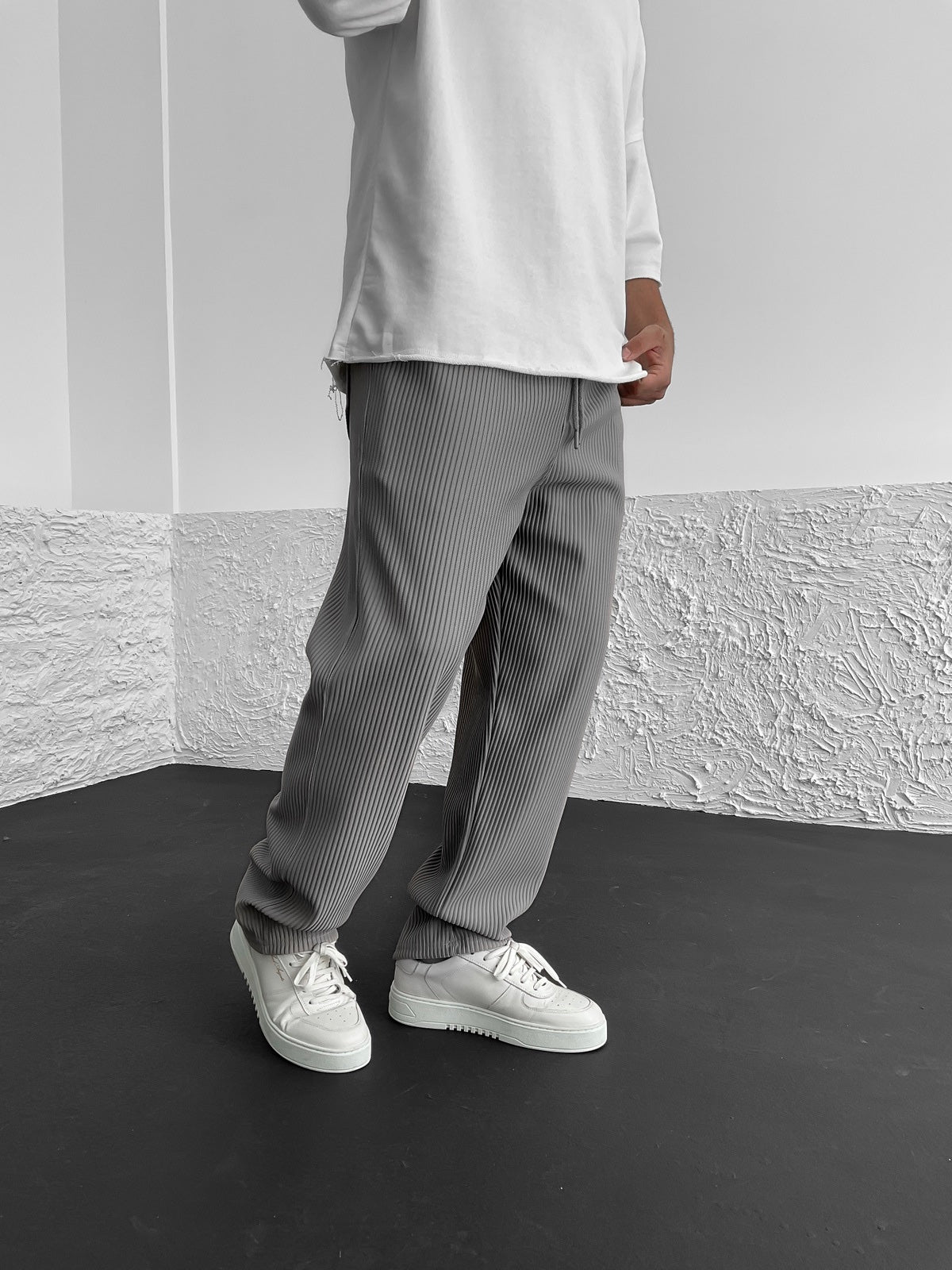 The Ribbed Trousers