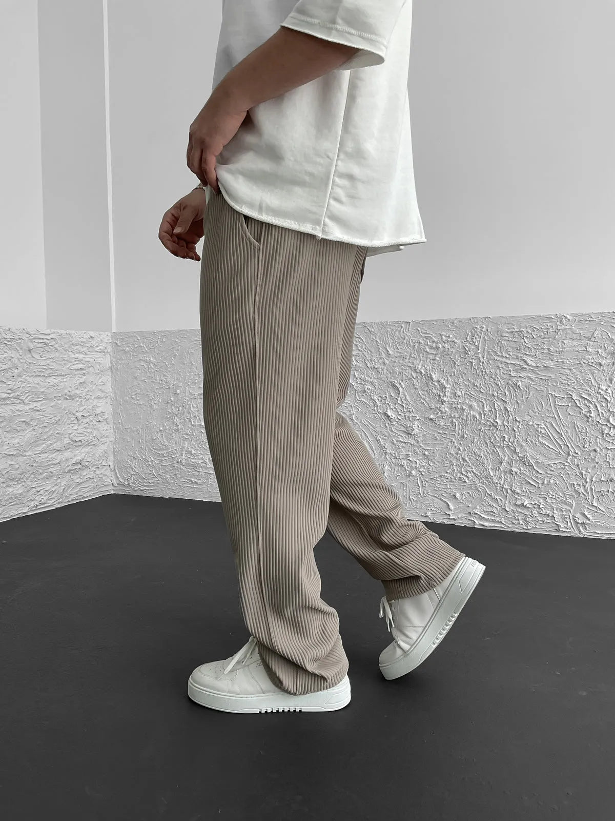 The Ribbed Trousers