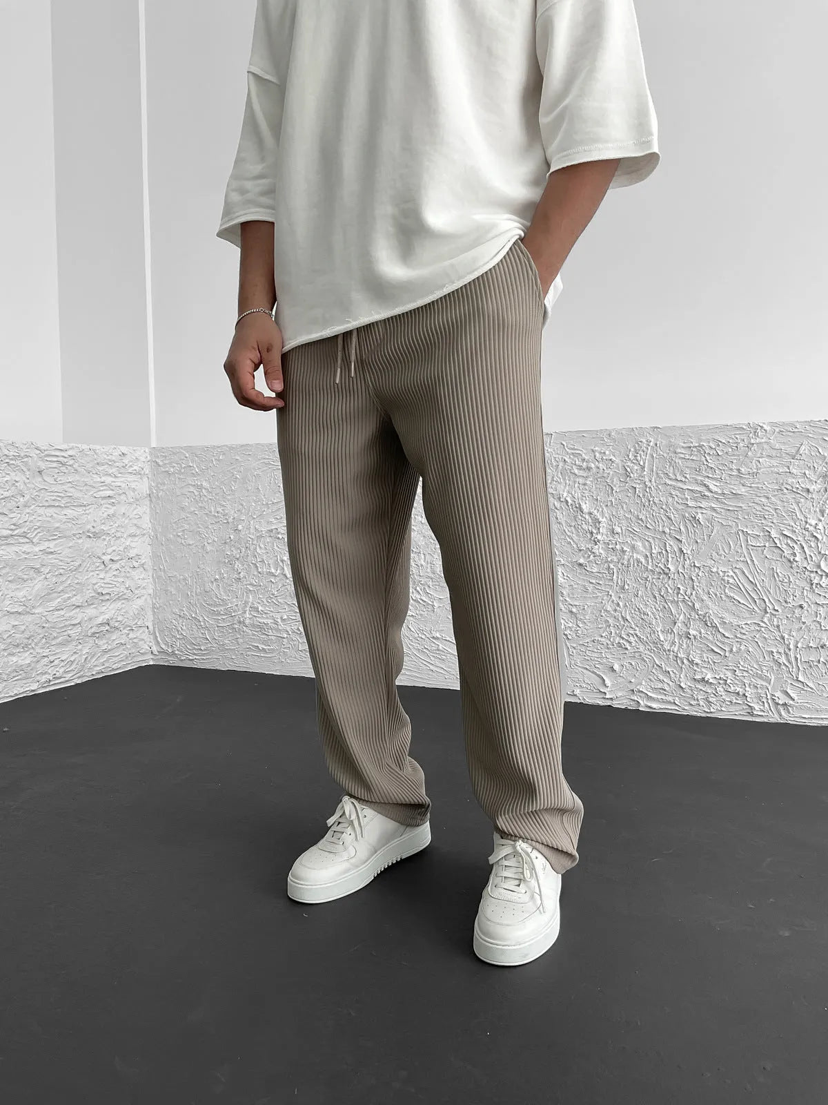 The Ribbed Trousers