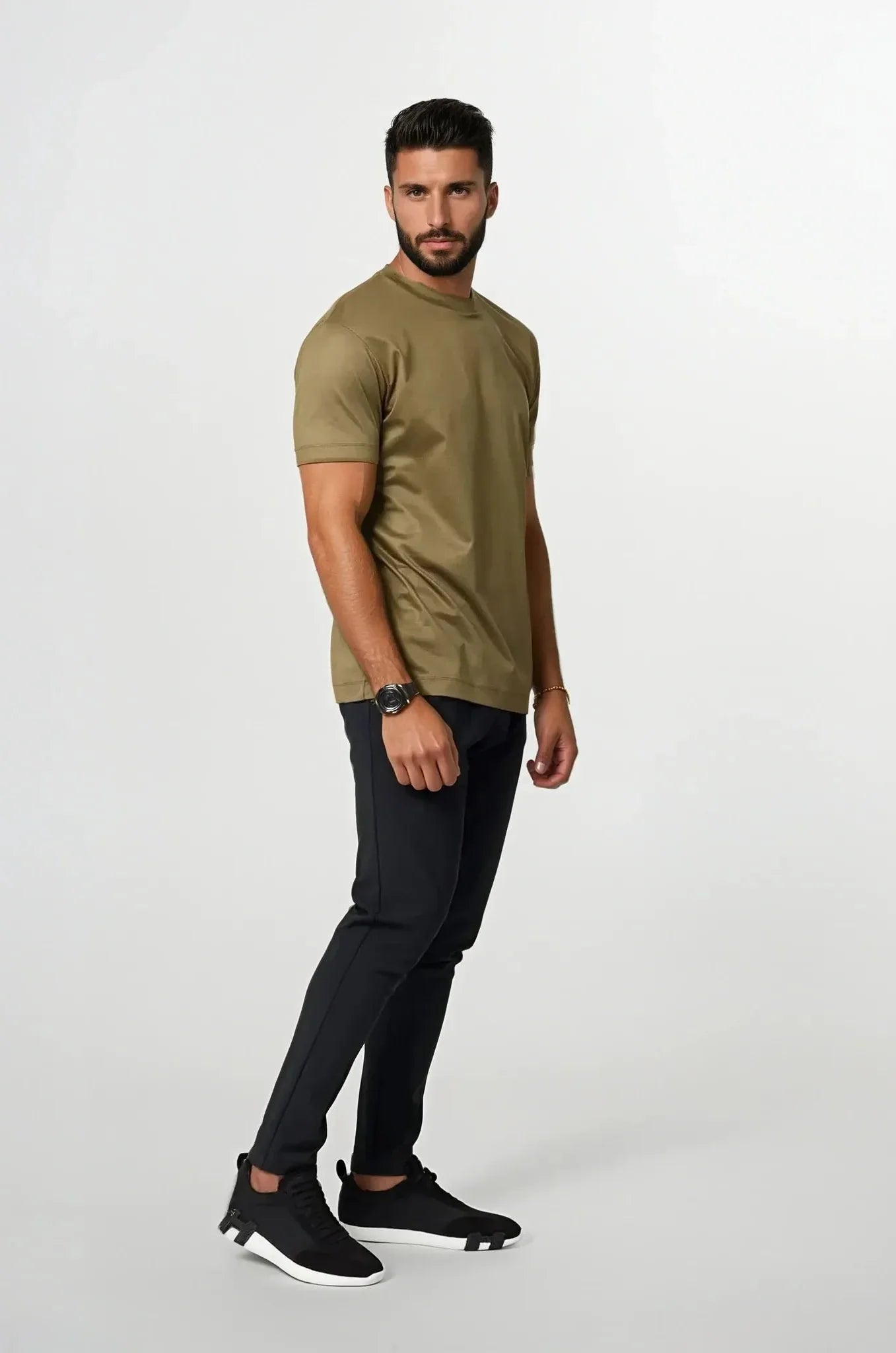 Camiseta Olive Dynasty
