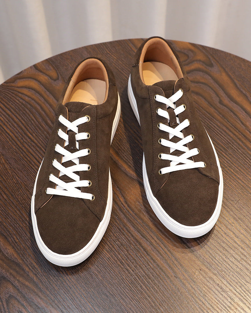 The Softey® Suède Court Sneakers