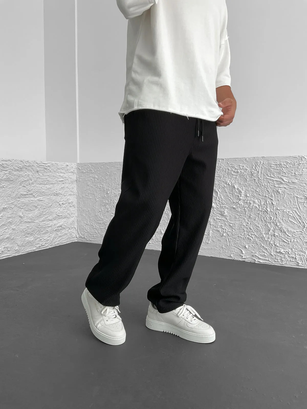 The Ribbed Trousers